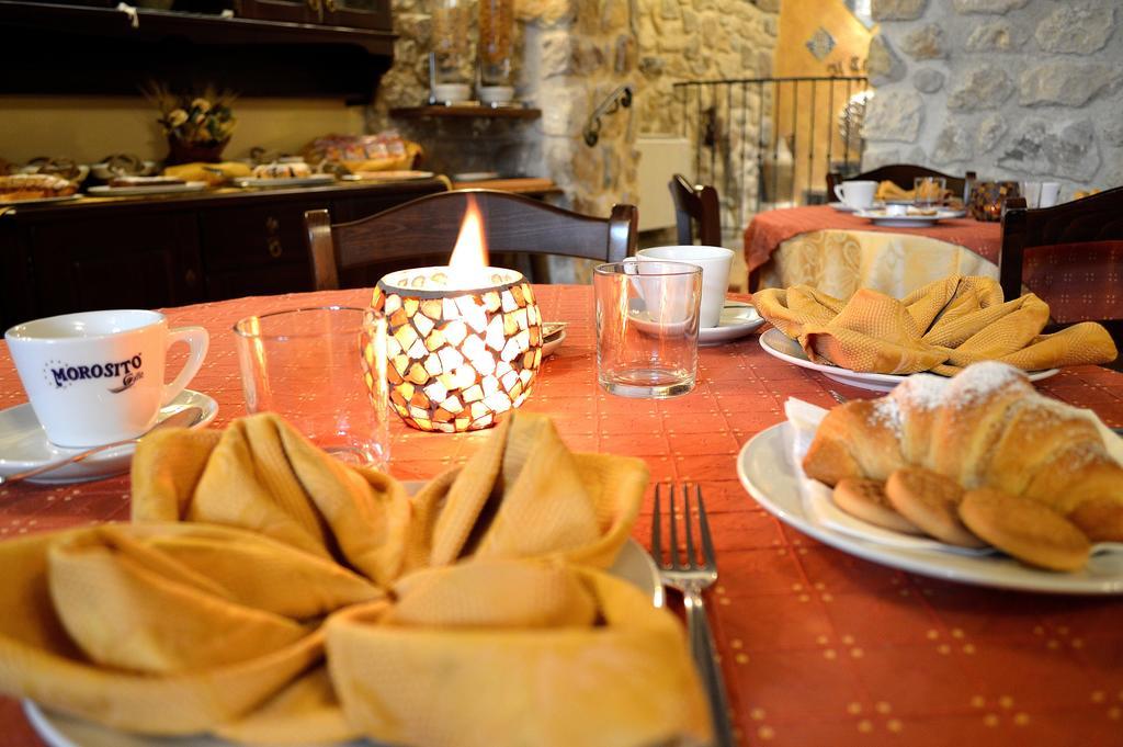 Il Castello Bed and Breakfast Petralia Sottana Eksteriør billede