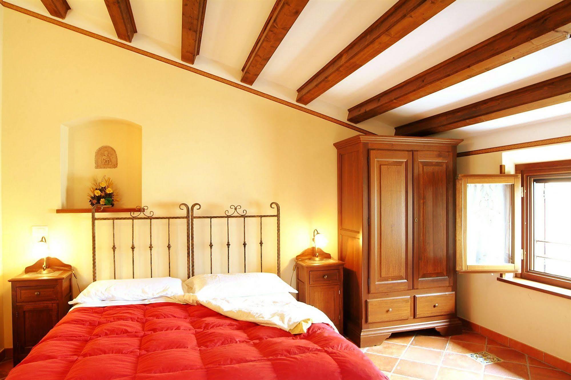 Il Castello Bed and Breakfast Petralia Sottana Eksteriør billede