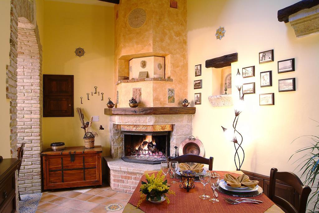 Il Castello Bed and Breakfast Petralia Sottana Eksteriør billede