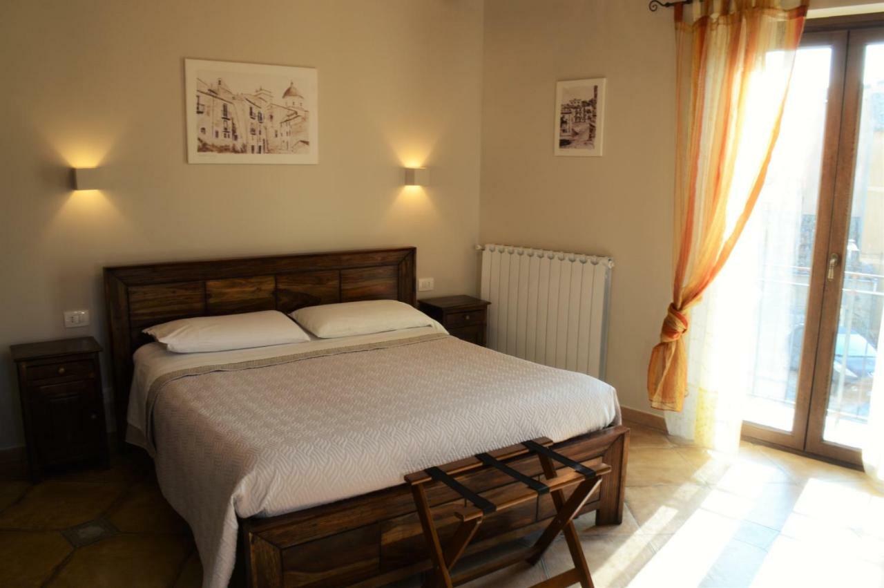 Il Castello Bed and Breakfast Petralia Sottana Eksteriør billede